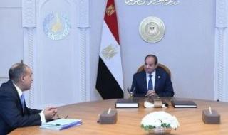 الخارجية
      توثّق
      عقدًا
      من
      الإنجازات
      فى
      كتابين
      تقدمهما
      للرئيس
      السيسى
      عن
      السياسة
      الخارجية