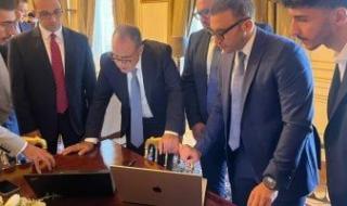 وزير
      الخارجية
      يشهد
      مراسم
      تدشين
      الموقع
      الإلكترونى
      الجديد
      لقنصلية
      مصر
      فى
      باريس