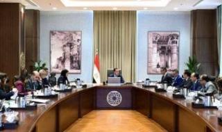 مدبولى
      يتابع
      إجراءات
      توفير
      السلع
      الاستراتيجية
      بالتنسيق
      بين
      مختلف
      الجهات