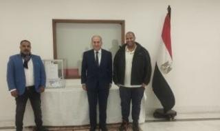 السفارة
      المصرية
      بالمغرب
      تغلق
      باب
      التصويت
      مع
      انتهاء
      اليوم
      الأول
      بانتخابات
      النواب