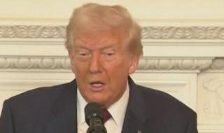 ترامب
      يوقع
      أمرا
      تنفيذيا
      بشأن
      تصنيف
      الإخوان
      منظمة
      إرهابية..
      تفاصيل