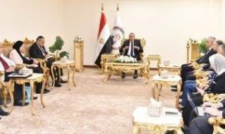 وزير
      الإنتاج
      الحربى:
      نعرض
      لأول
      مرة
      منتجات
      عسكرية
      بإيديكس