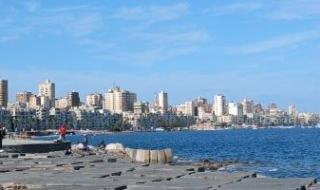 برد
      قارس..
      تحذير
      من
      انخفاض
      حاد
      فى
      الحرارة
      ودرجات
      غير
      مسبوقة
      بالقاهرة
      منذ
      الخريف