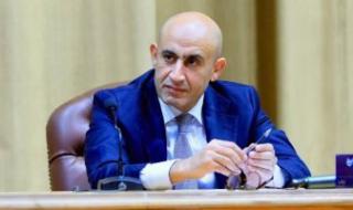 وزارة
      التعليم:
      لا
      يجوز
      حرمان
      الطالب
      غير
      المسدد
      للمصروفات
      من
      دخول
      الامتحان