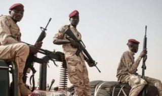 مقتل
      9
      أشخاص
      وإصابة
      17
      آخرين
      فى
      هجوم
      للدعم
      السريع
      على
      مستشفى
      عسكرى
      بالسودان