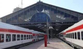 قائمة
      محدثة
      بمواعيد
      قطارات
      «القاهرة
      –
      أسوان»
      و«الإسكندرية
      –
      أسوان»