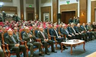 رئيس
      الوزراء:
      مشروعات
      تطوير
      مصنع
      سيماف
      تمثل
      منظومة
      متكاملة
      لتوطين
      صناعة
      النقل