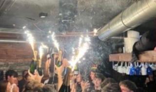 لحظة
      اشتعال
      النيران
      داخل
      حانة
      فى
      سويسرا
      وحدوث
      انفجار
      أودى
      بحياة
      40
      شخصا