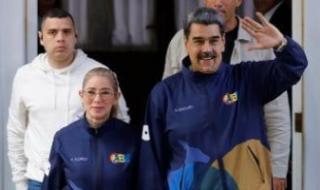 بعد
      اعتقال
      رئيس
      فنزويلا
      وزوجته..
      أمريكا
      تحذر
      مواطنيها
      من
      السفر
      لكاراكاس