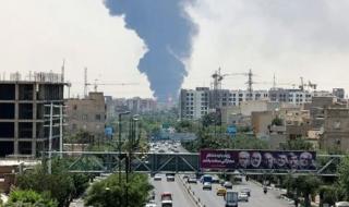 ترامب
      يلوح
      بـ"ضربة
      قوية"
      على
      إيران..
      ونتنياهو
      في
      انتظار
      "الضوء
      الأخضر"