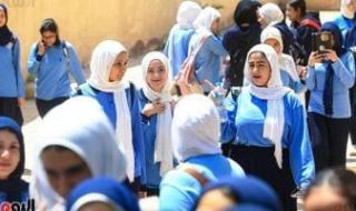صفحات
      الغش
      تنشر
      أسئلة
      من
      امتحانات
      الشهادة
      الإعدادية
