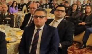 عبد
      الفتاح
      عبد
      المنعم:
      رسائل
      الرئيس
      السيسى
      فى
      إفطار
      القوات
      المسلحة
      "صريحة
      وقوية"