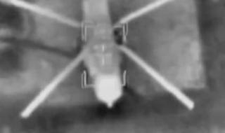 حيلة
      جهنمية..
      شاهد
      رسومات
      الطائرات
      الإيرانية
      تسرق
      ذخائر
      إسرائيل