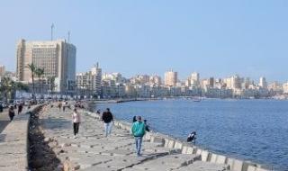 حالة
      الطقس
      اليوم
      الأحد
      8
      مارس
      2026..
      دافئ
      نهارا
      بارد
      ليلاً
      وشبورة
      صباحا