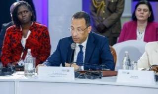 مصر
      تدعو
      لشراكات
      أفريقية
      متوازنة
      فى
      الذكاء
      الاصطناعي
      والتحول
      الرقمي
