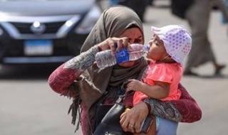 الأرصاد
      توجه
      نصائح
      عاجلة
      بسبب
      الموجة
      الحارة..
      ابتعدوا
      عن
      أشعة
      الشمس