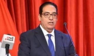 رئيس
      جامعة
      القاهرة:
      71.6%
      معدل
      التوظيف
      بين
      الخريجين
      يعكس
      قوة
      الجامعة