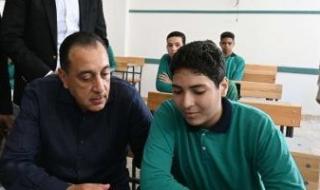 رئيس
      الوزراء
      يتفقد
      مجمع
      بولاق
      الدكرور
      التعليمى