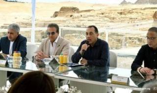 مجلس
      الوزراء
      يستعرض
      بالإنفوجراف
      أبرز
      أنشطة
      رئيس
      الحكومة
      هذا
      الأسبوع