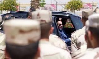 الرئيس
      السيسي
      يؤكد
      لطلاب
      الأكاديمية
      العسكرية
      ضرورة
      بذل
      أقصى
      جهد..
      فيديو