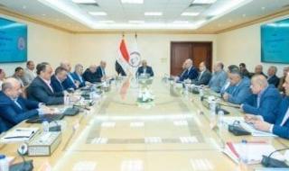 وزير
      الإنتاج
      الحربى:
      تطبيق
      الحوكمة
      ومتابعة
      مؤشرات
      الأداء
      لتحقيق
      مستهدفات
      الإنتاج