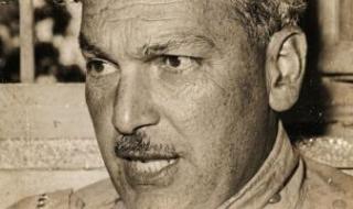 فيلم
      عن
      مسيرة
      البطل
      أحمد
      عبد
      العزيز
      وحكاية
      حرب
      فلسطين
      على
      «الوثائقية»
      قريبا