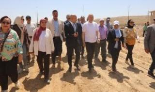 نقلة
      حضارية..
      محافظ
      القاهرة
      يتفقد
      مشروع
      "شلتر
      الكلاب
      الضالة"
      بالتبين