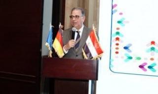 نائب
      وزير
      الخارجية
      يفتتح
      إطلاق
      مبادرة
      «امتياز»
      لتوفير
      فرص
      تدريب
      في
      ألمانيا