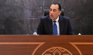 رئيس
      الوزراء
      يبدأ
      جولة
      تفقدية
      بمدينة
      العلمين
      الجديدة
      ومركز
      مارينا
      السياحى