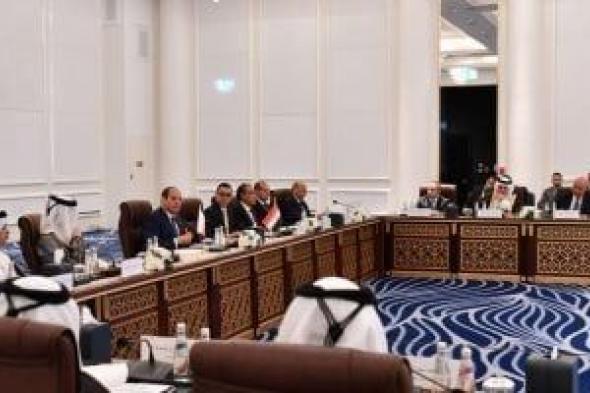 الرئيس
      السيسى:
      أنشأنا
      7
      محطات
      لوجستية
      للربط
      بين
      البحرين
      الأحمر
      والمتوسط