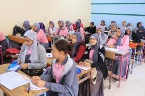 المديريات
      التعليمية
      تبدأ
      الاستعداد
      لامتحانات
      نهاية
      العام
      لصفوف
      النقل