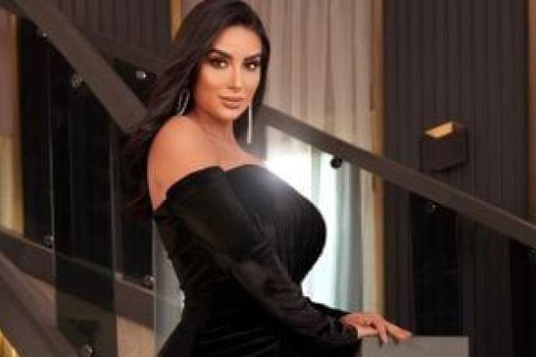 فنانات
      فى
      محاكم
      الأسرة..
      أبرزهم
      جورى
      بكر
      وراندا
      البحيرى
      ورنا
      سماحة