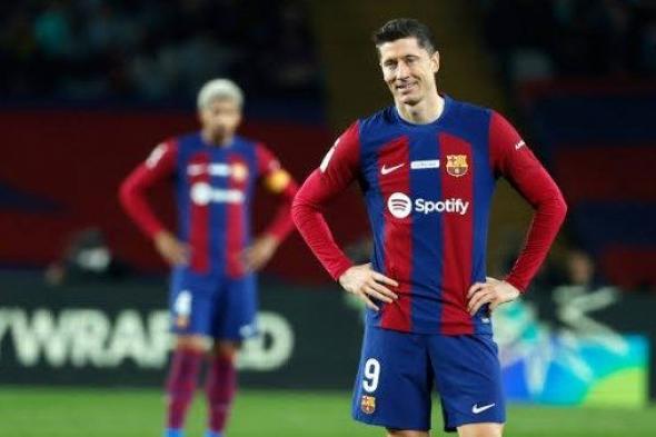 ليلة
      التتويج
      بالدوري..
      برشلونة
      يخسر
      3-2
      من
      فياريال
      في
      الليجا