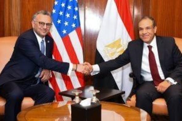 وزير
      الخارجية
      يبحث
      مع
      مستشار
      ترامب
      عدد
      من
      القضايا
      الإقليمية