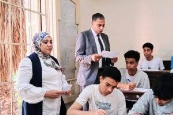تعليم
      الجيزة:
      جولات
      ميدانية
      مكثفة
      طوال
      فترة
      الامتحانات