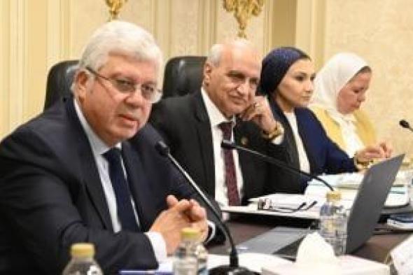 وزير
      التعليم
      العالى:
      كل
      دولار
      يتم
      وضعه
      فى
      البحث
      العلمى
      عائده
      3
      أضعاف
      للدولة