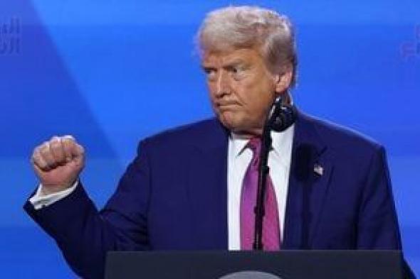ترامب
      يحذر
      إيران
      من
      حرب
      إسرائيل:
      عليهم
      المحادثات
      قبل
      فوات
      الأوان