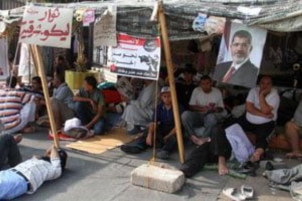 حتى
      لا
      ننسى..
      أبرز
      مشاهد
      عنف
      "الإرهابية"
      قبل
      فض
      اعتصام
      رابعة
      المسلح