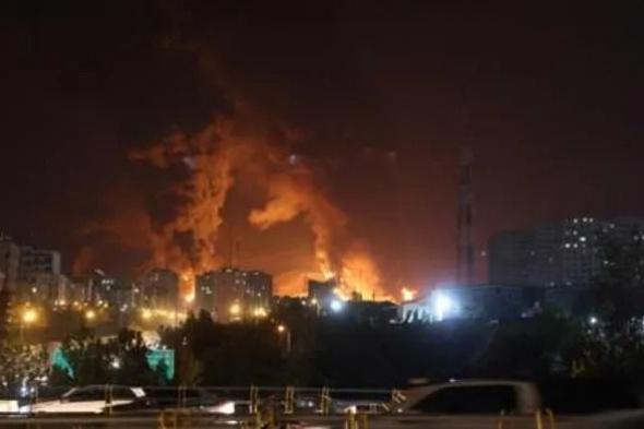بـ"صواريخ
      فتاح"..
      إيران
      تُعلن
      "السيطرة
      الكاملة"
      على
      المجال
      الجوي
      لإسرائيل