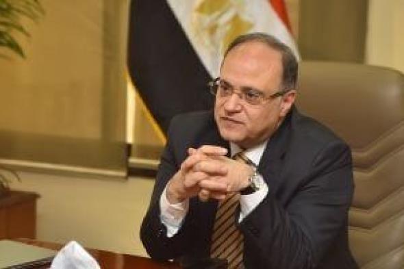 هيئة
الدواء:
صادرات
القطاع
ترتفع
37%
وحجم
السوق
6.2
مليار
دولار
فى
2025