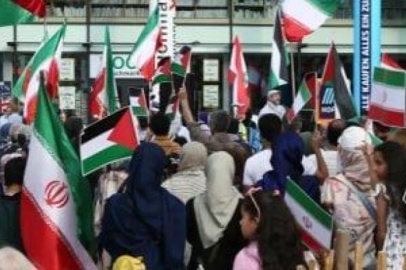 ضعوا
      حدا
      لعدوان
      إسرائيل..
      مظاهرة
      فى
      فيينا
      تندد
      بالهجمات
      على
      فلسطين
      وإيران