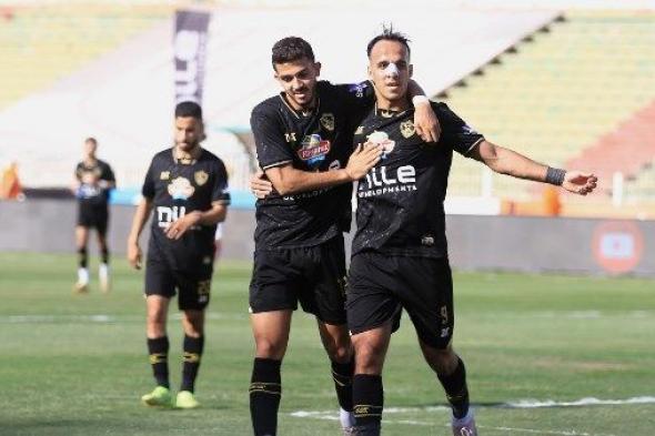 اجتماع
      حاسم
      في
      الزمالك
      لتحديد
      الراحلين