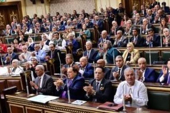 القانون
      يشترط
      استقالة
      هذه
      الفئات
      قبل
      الترشح
      فى
      انتخابات
      مجلس
      النواب