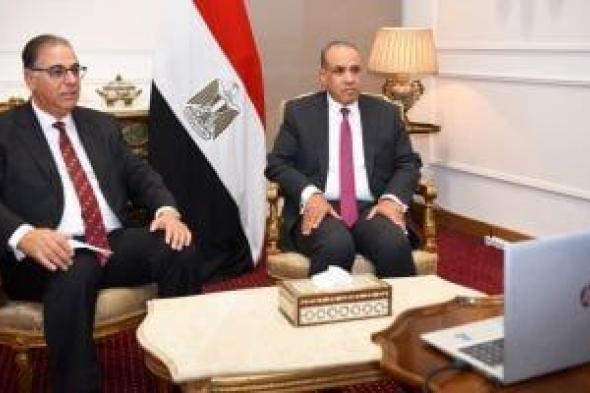 وزير
      الخارجية
      يشارك
      فى
      إطلاق
      الصالون
      الثقافى
      للمصريين
      بالخارج