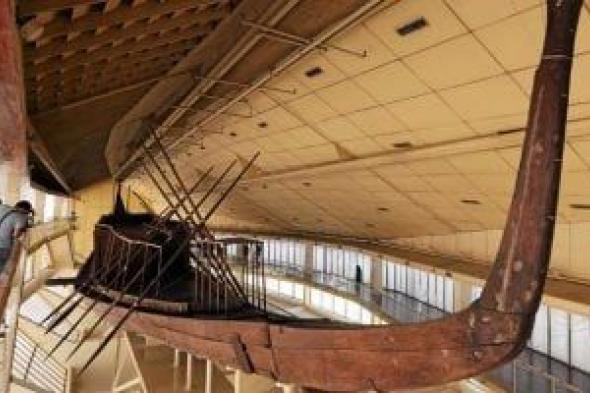 شاهد..
      مراكب
      الشمس
      عمرها
      أكثر
      من
      4600
      عام
      تزين
      المتحف
      المصري
      الكبير