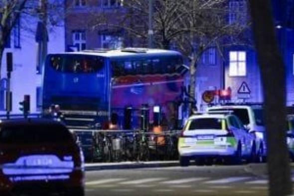 ضحايا
      ومصابون
      فى
      حادث
      اصطدام
      حافلة
      بمحطة
      انتظار
      وسط
      ستوكهولم