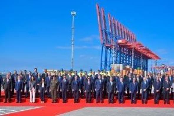 كامل
      الوزير:
      مصر
      أصبحت
      مركزًا
      إقليميًا
      للنقل
      واللوجستيات
      وتجارة
      الترانزيت