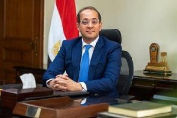 وزير
      المالية:
      خفض
      قيمة
      الدين
      الخارجى
      لأجهزة
      الموازنة
      بنحو
      4
      مليارات
      دولار