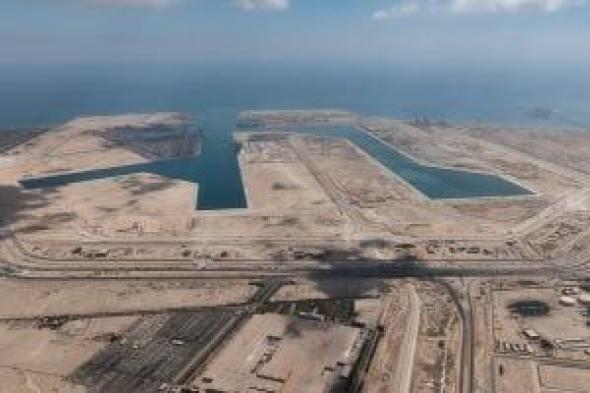 معلومات
      هامة
      عن
      مشروع
      استكمال
      وتطوير
      ميناء
      السخنة..
      صور