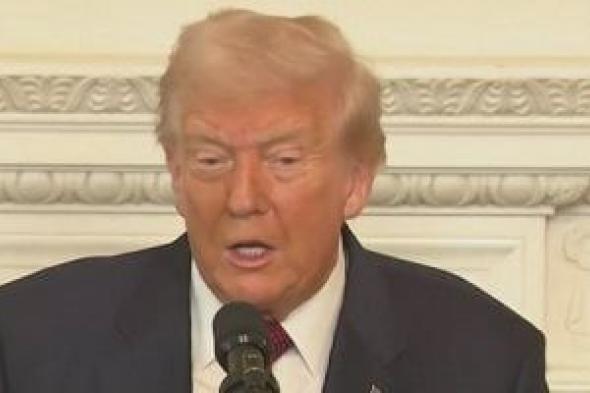 ترامب
      يوقع
      أمرا
      تنفيذيا
      بشأن
      تصنيف
      الإخوان
      منظمة
      إرهابية..
      تفاصيل